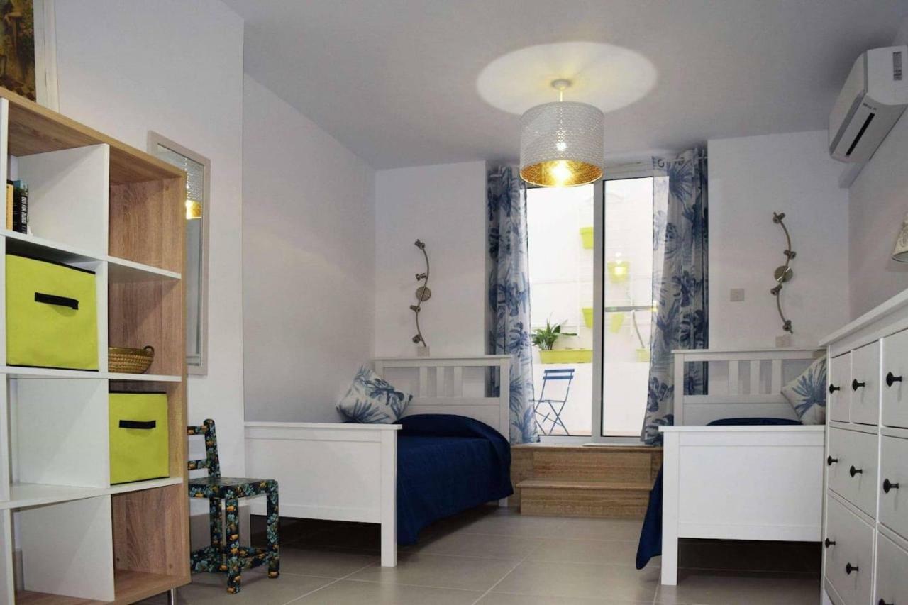 Private Apartment In Pembroke St Julians מראה חיצוני תמונה